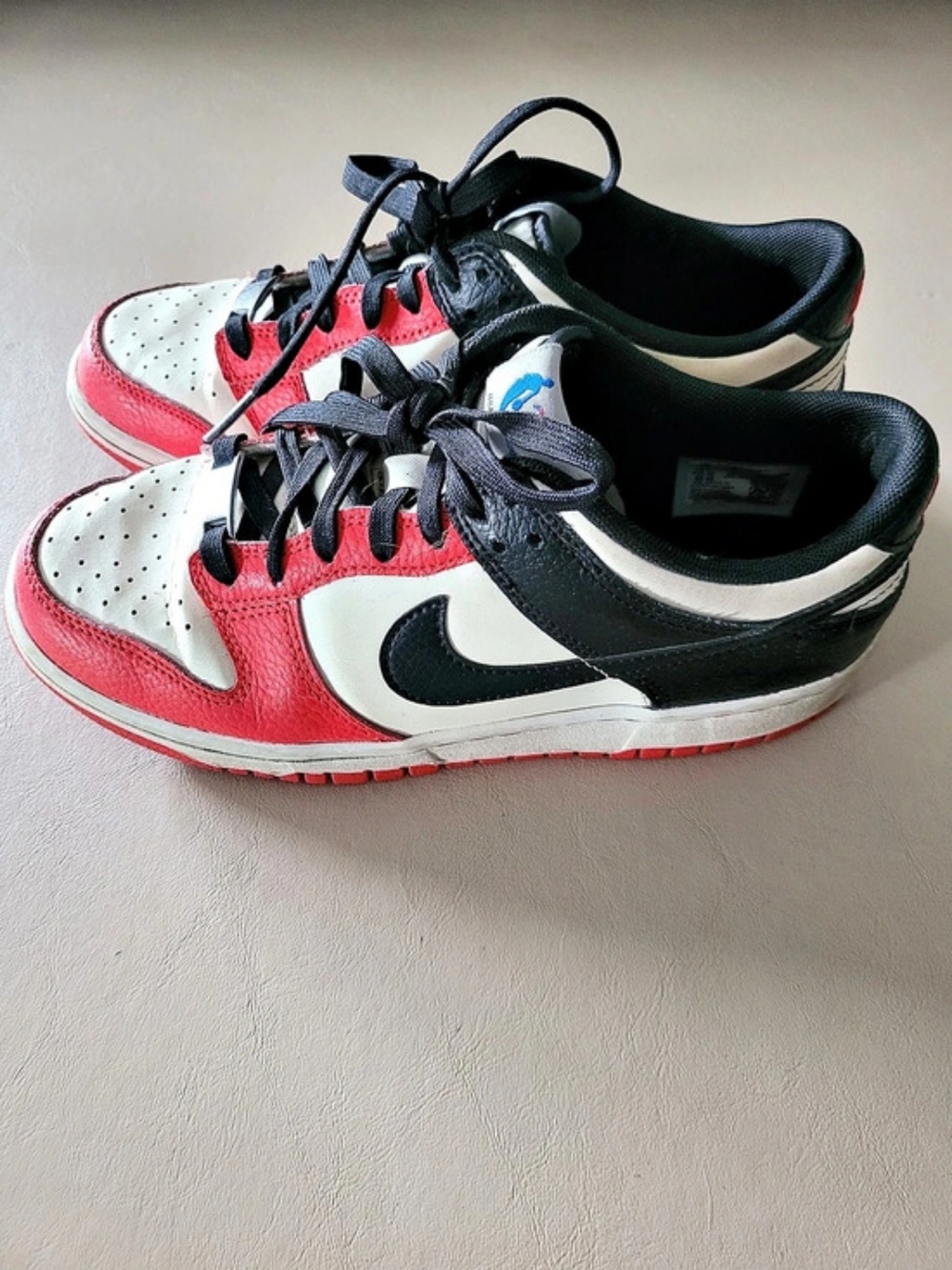 Nike Dunk Low EMB 75th Anniversary Chicago Sneakers Red & White US 8.5 W